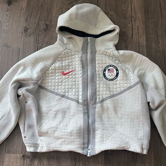 Nike Women's Olympic Team USA
Tech Fleece Zip Hoodie Jacket size Medium - Picture 9 of 11